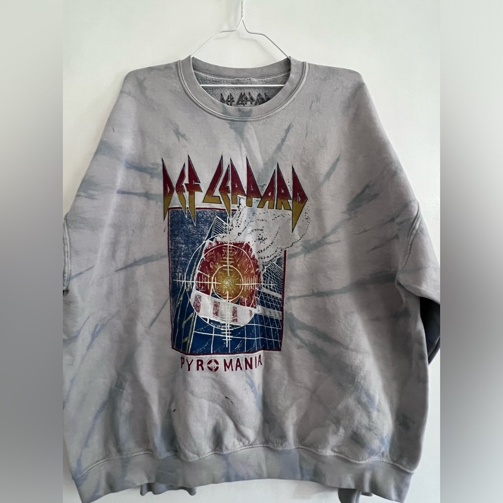 Def Leppard Pyromania Tie Dye Logo Retro Band Crewneck Sweatshirt Men's S/M